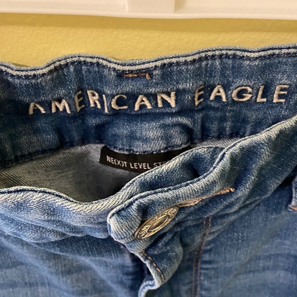 American Eagle Outfitters Deep Blue Ankle Jeans - Picture 2 of 5